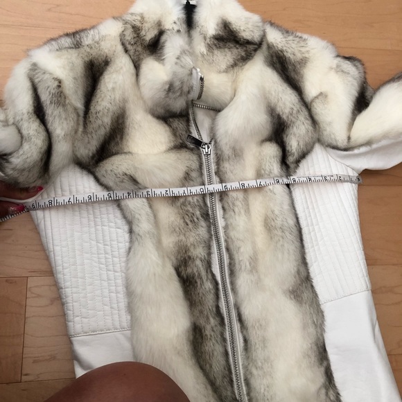 Faux fur coat from Bebe - Picture 8 of 10